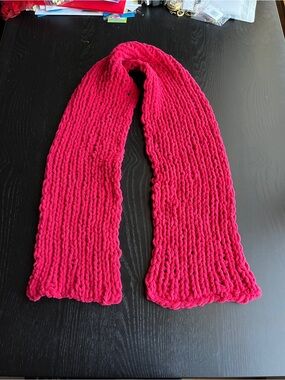 Chunky Knit Pink Scarf - Women's Cozy Winter Wrap